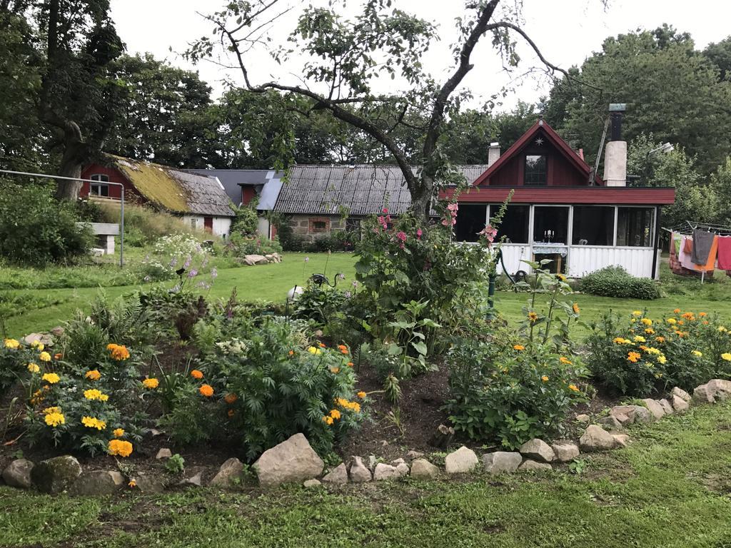 Farm Stay Happy Dogs Ranch Veberöd Dış mekan fotoğraf